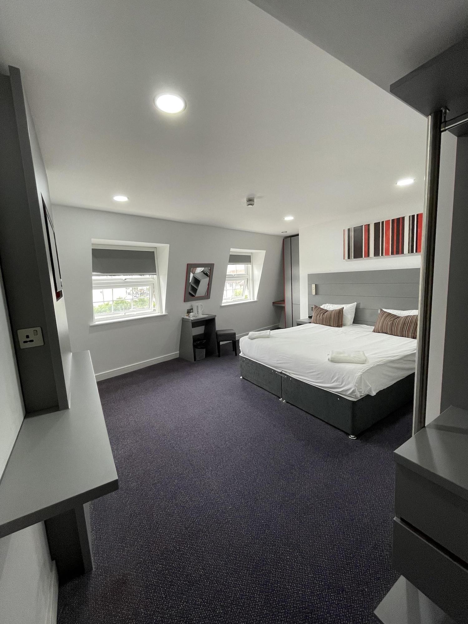 Ilford Hotel Goodmayes Экстерьер фото