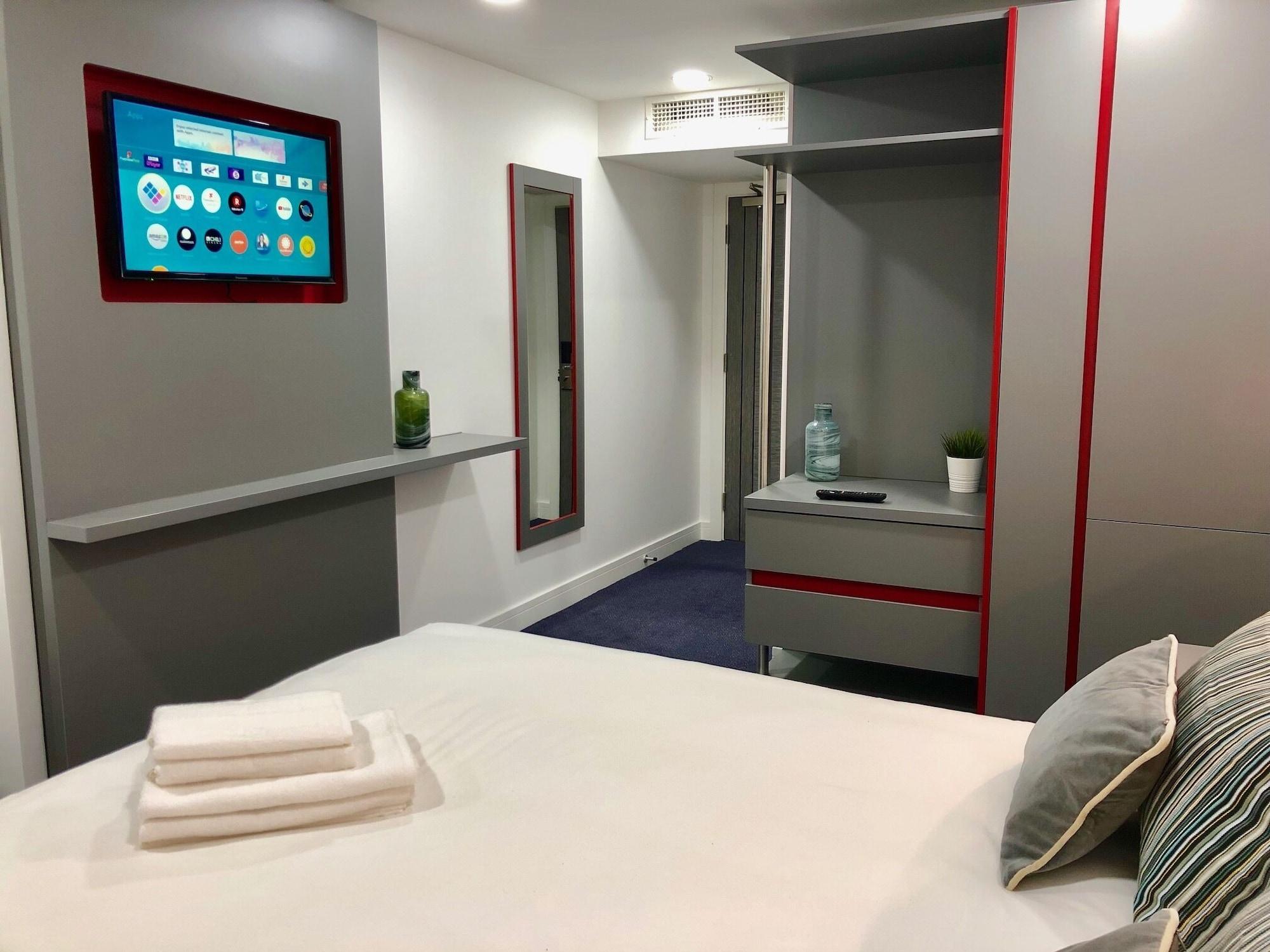 Ilford Hotel Goodmayes Экстерьер фото