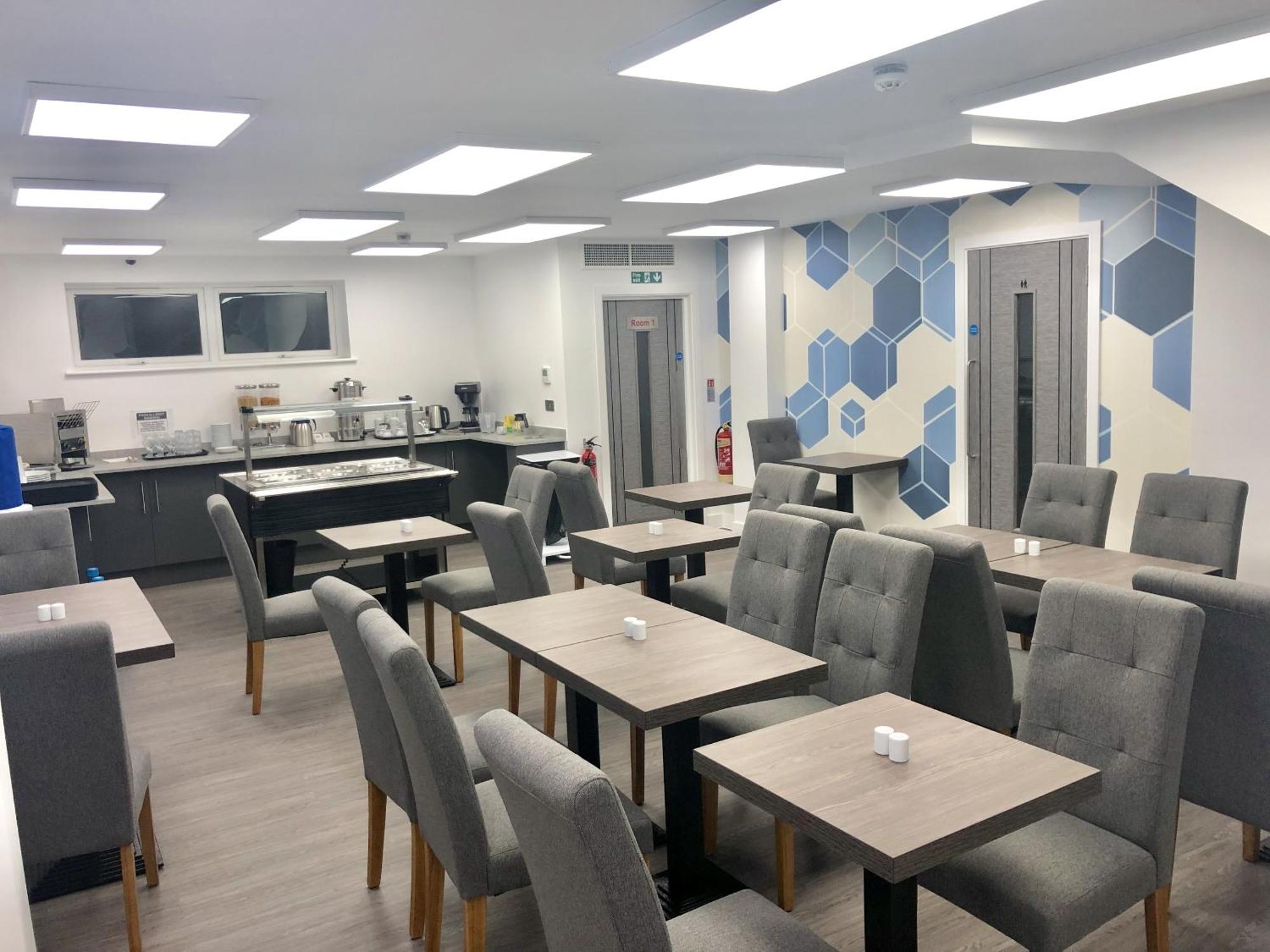 Ilford Hotel Goodmayes Экстерьер фото