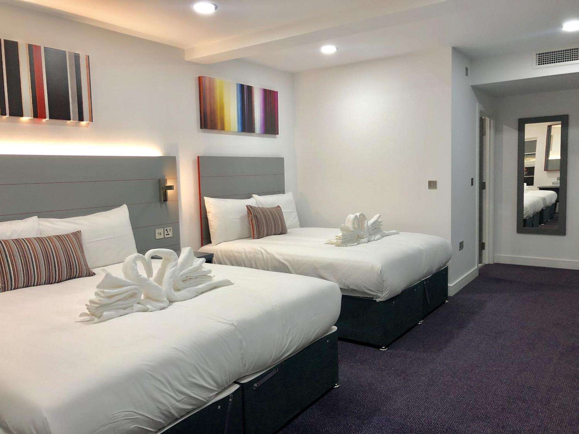 Ilford Hotel Goodmayes Экстерьер фото