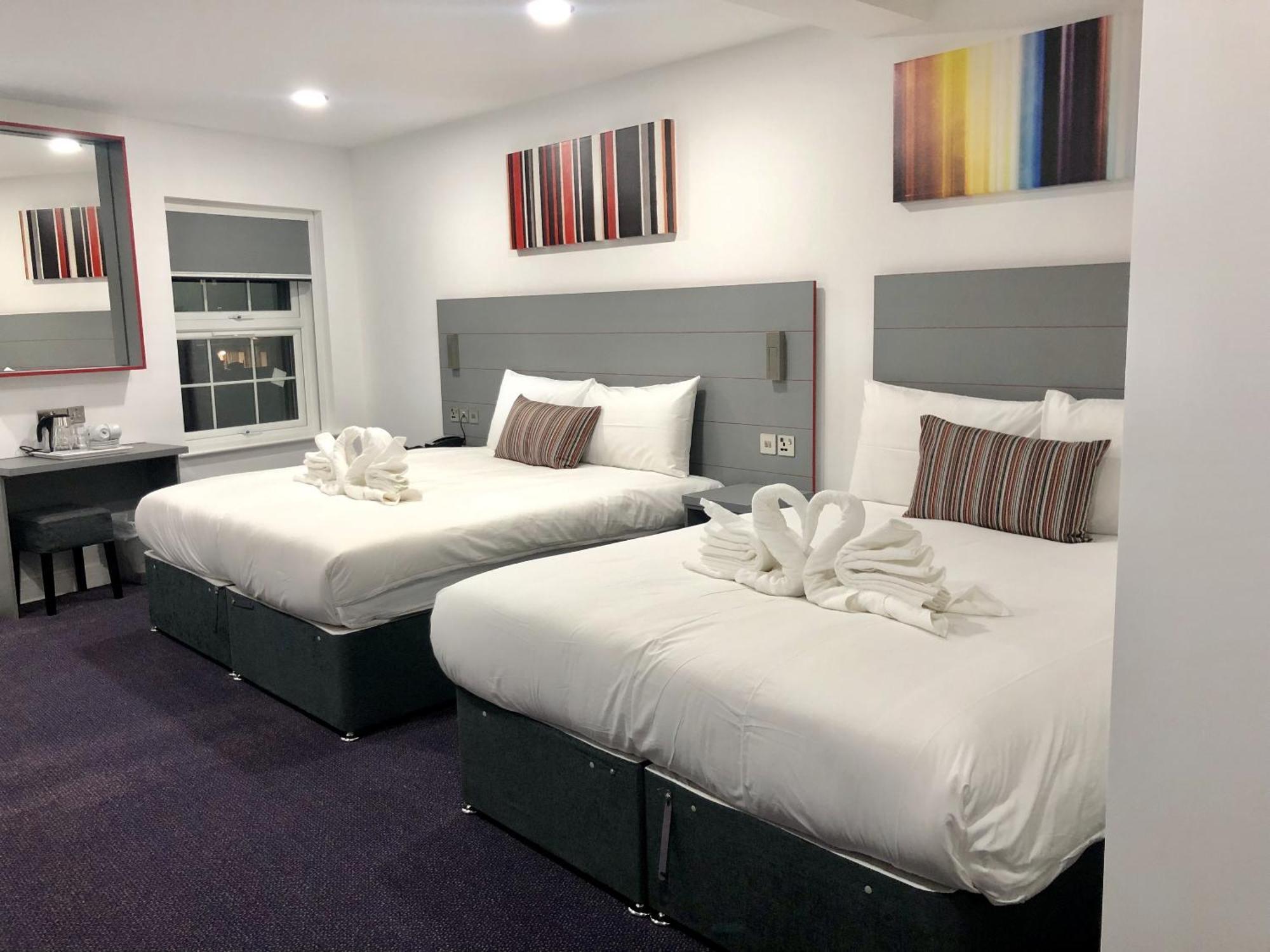 Ilford Hotel Goodmayes Экстерьер фото